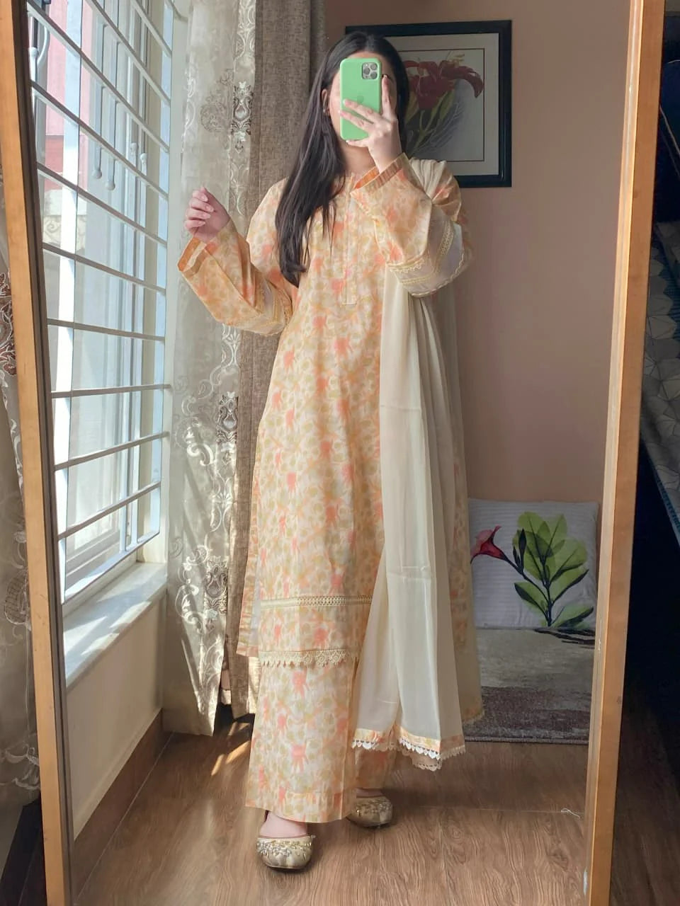 Skinree – Pastel Peach Watercolor Floral 3-Piece Lawn Set