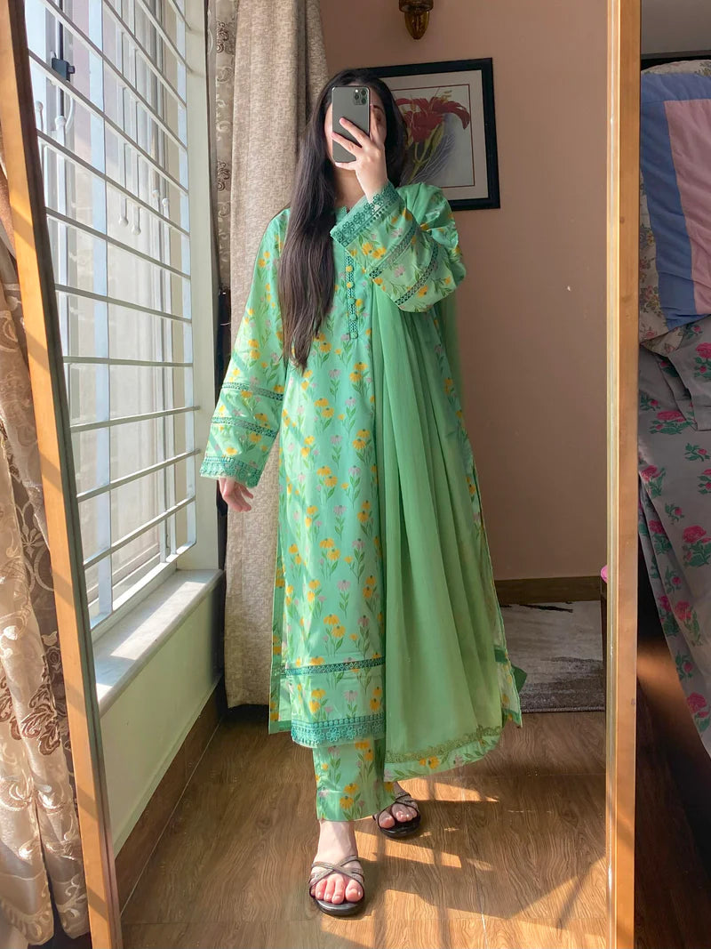 Pregree – Pastel Mint Floral Embroidered 3-Piece Suite